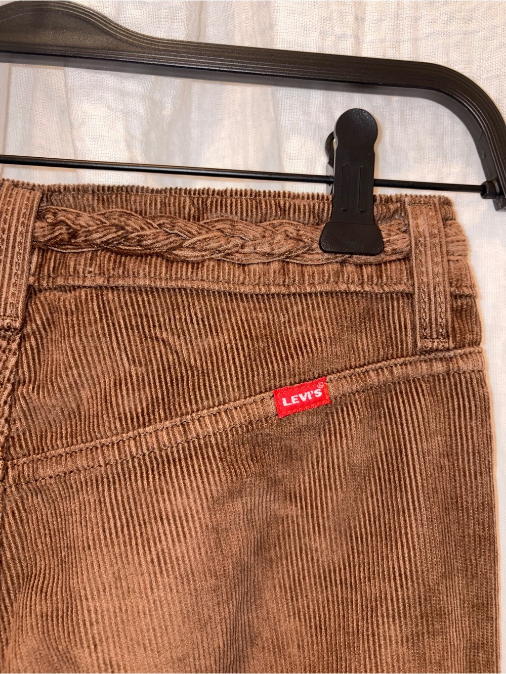 ✨ Levi's Ribcage Wide-Leg Corduroy Pants in Brown - Picture 5 of 7